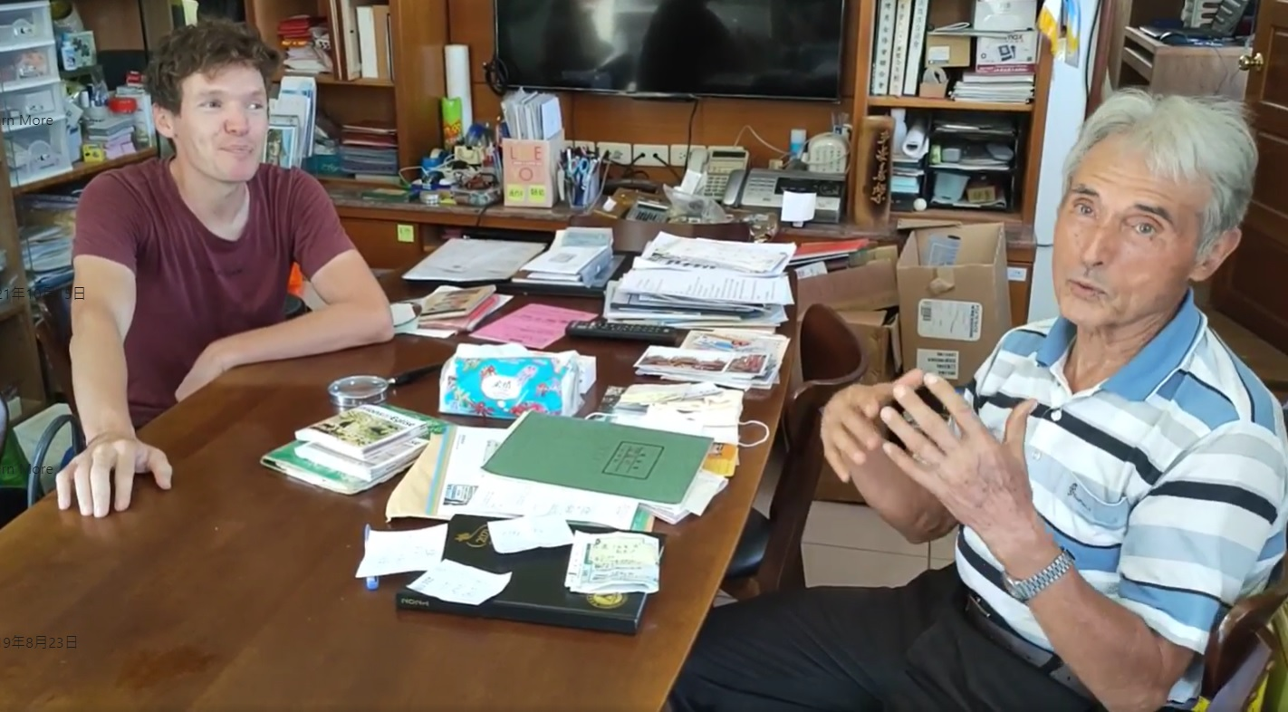 圖1：兩位法國人，分別通過外籍人士殊勳或高級專業人才歸化成為新臺灣人：劉一峰（右）與吉雷米（圖為吉雷米提供）。