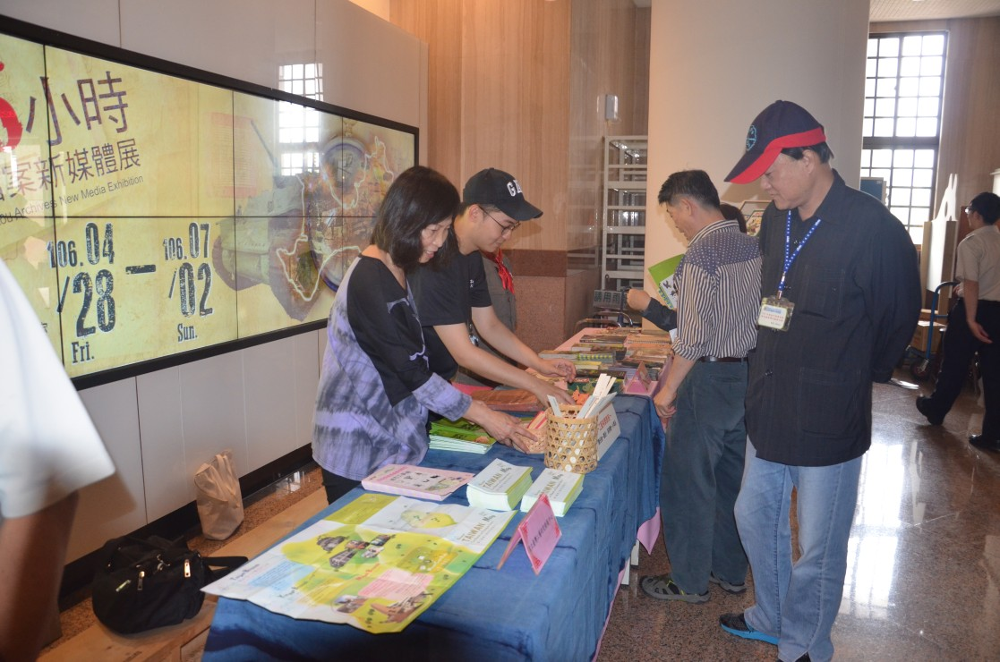 圖15：本館策略聯盟單位設攤聯合行銷及推廣交流之1