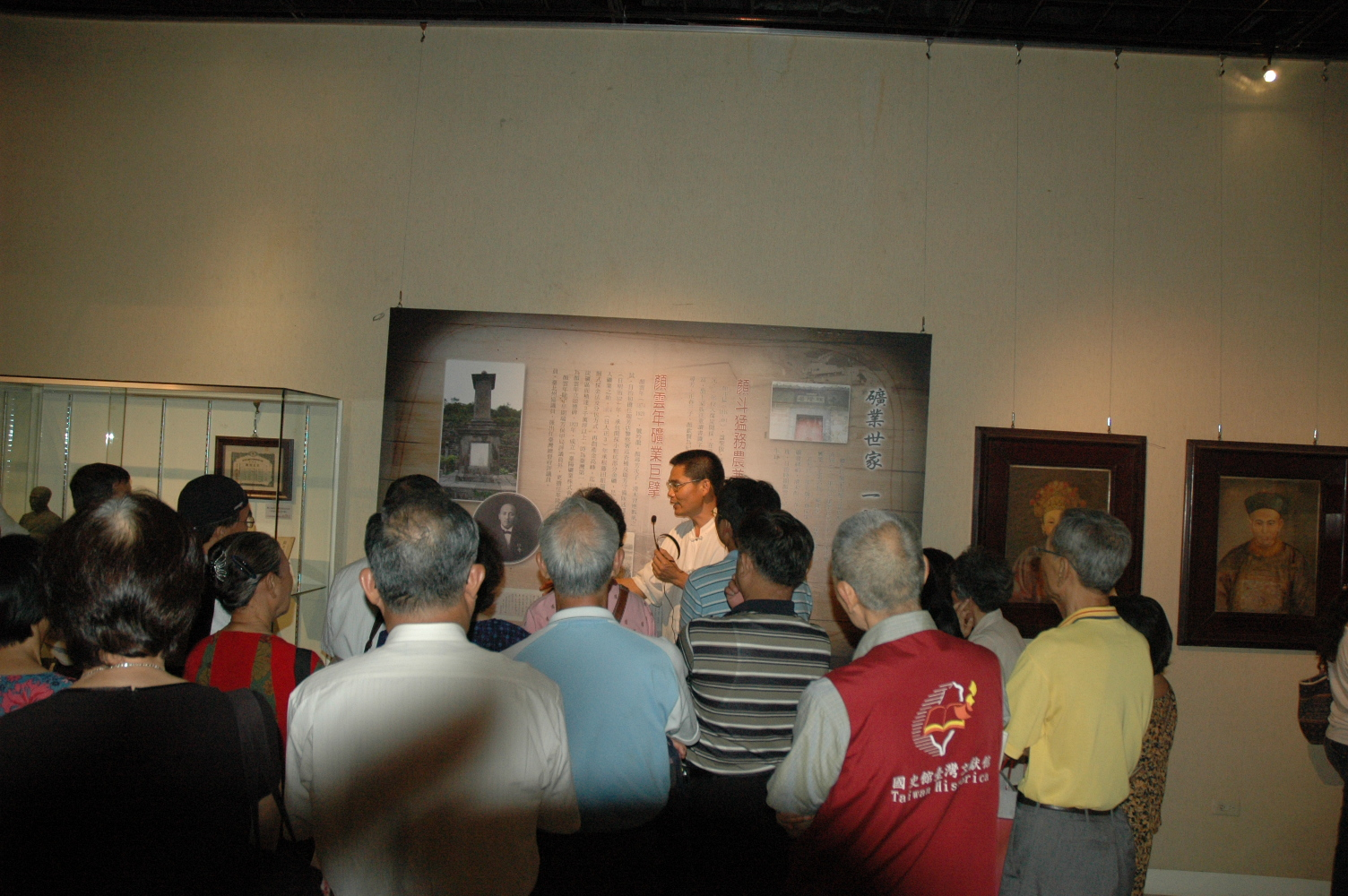 劉主任秘書澤民於展場導覽解說