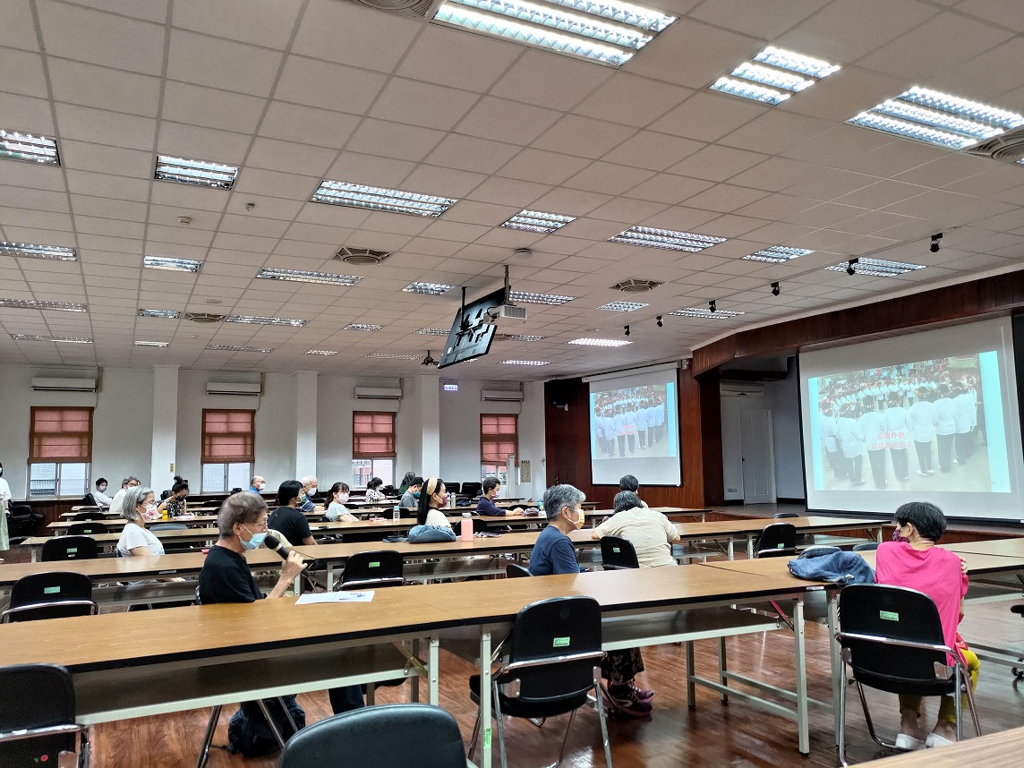 圖3：現場演講情形一