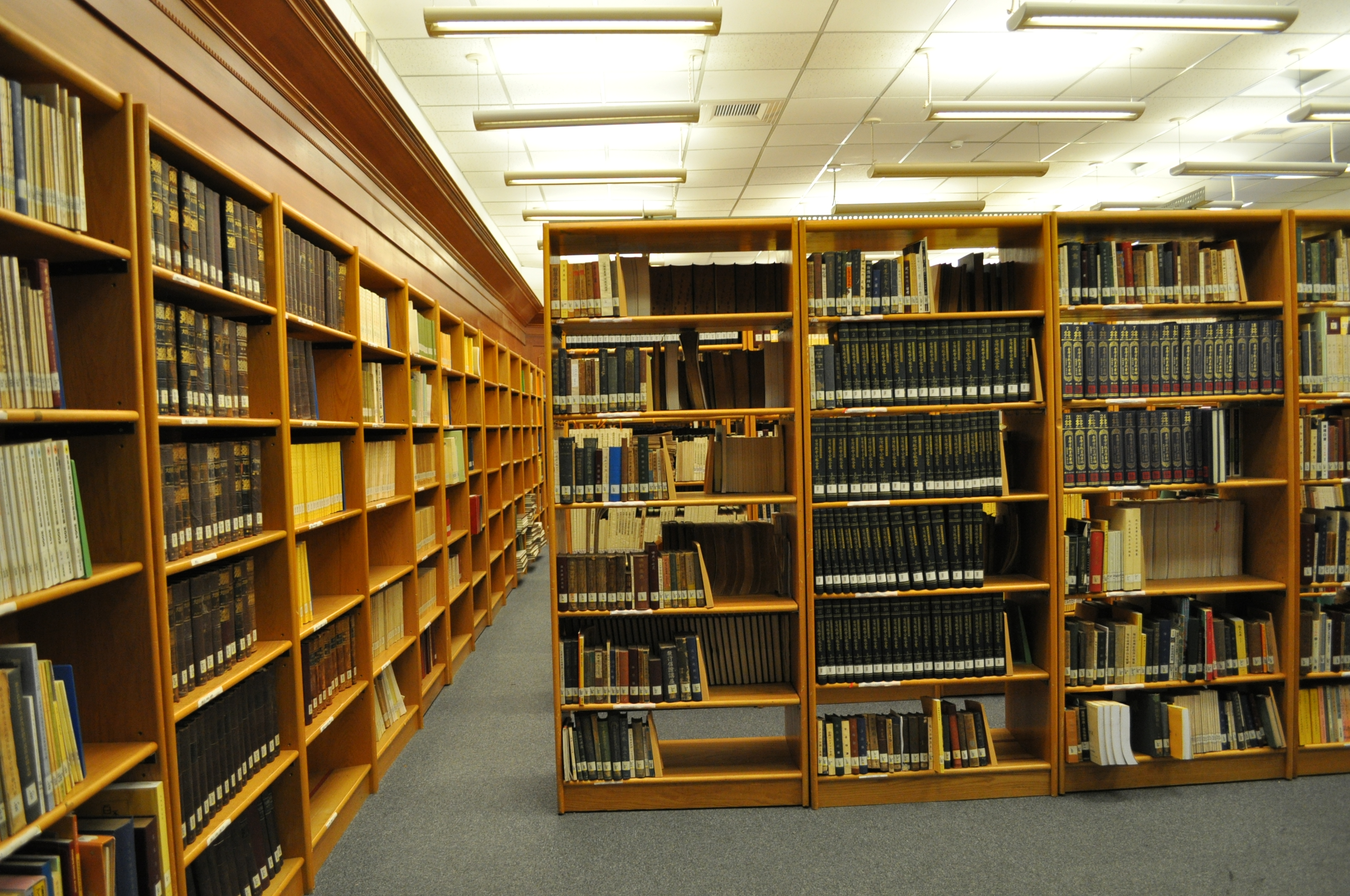 圖書室日文圖書區２