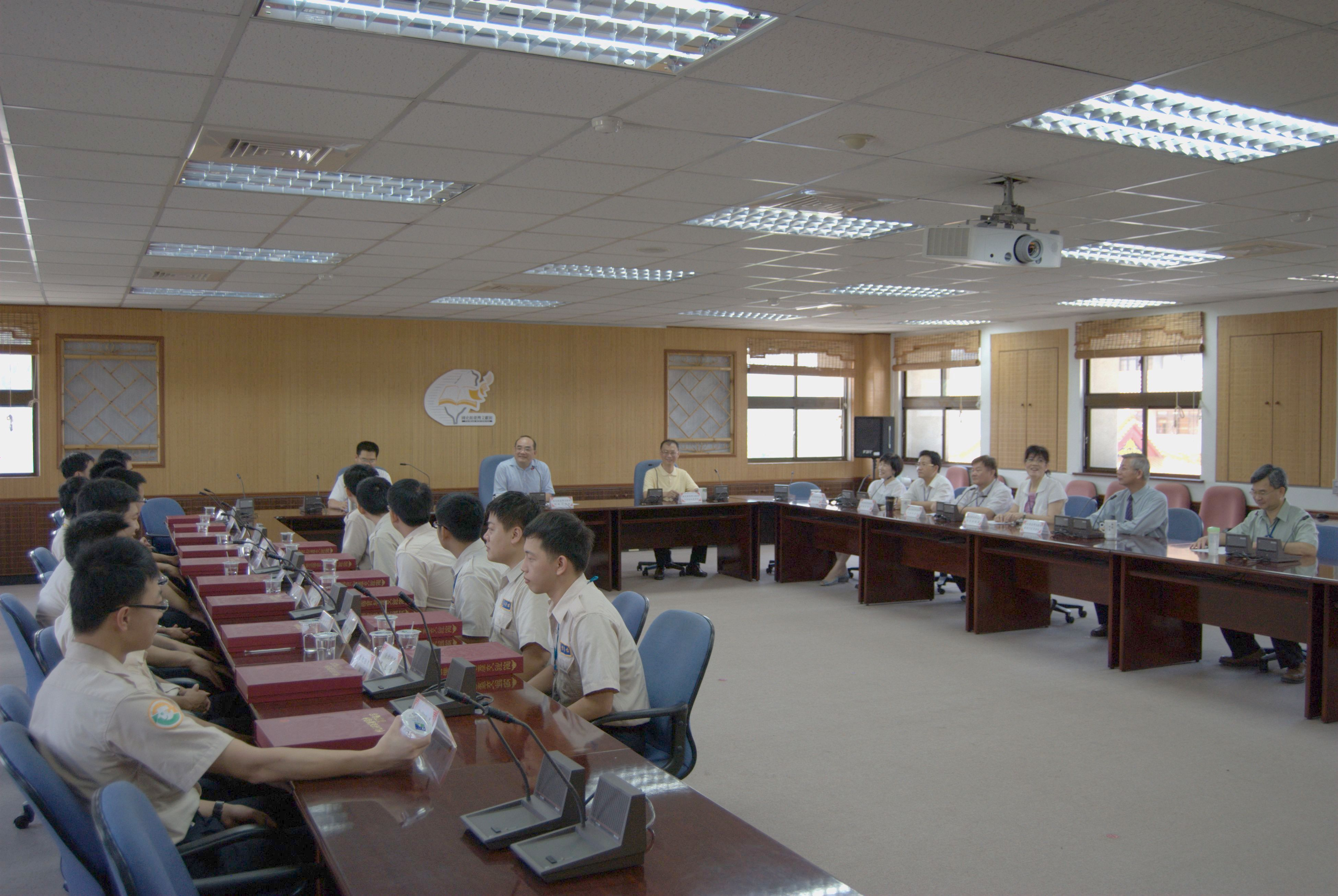 歡送會儀式簡單隆重