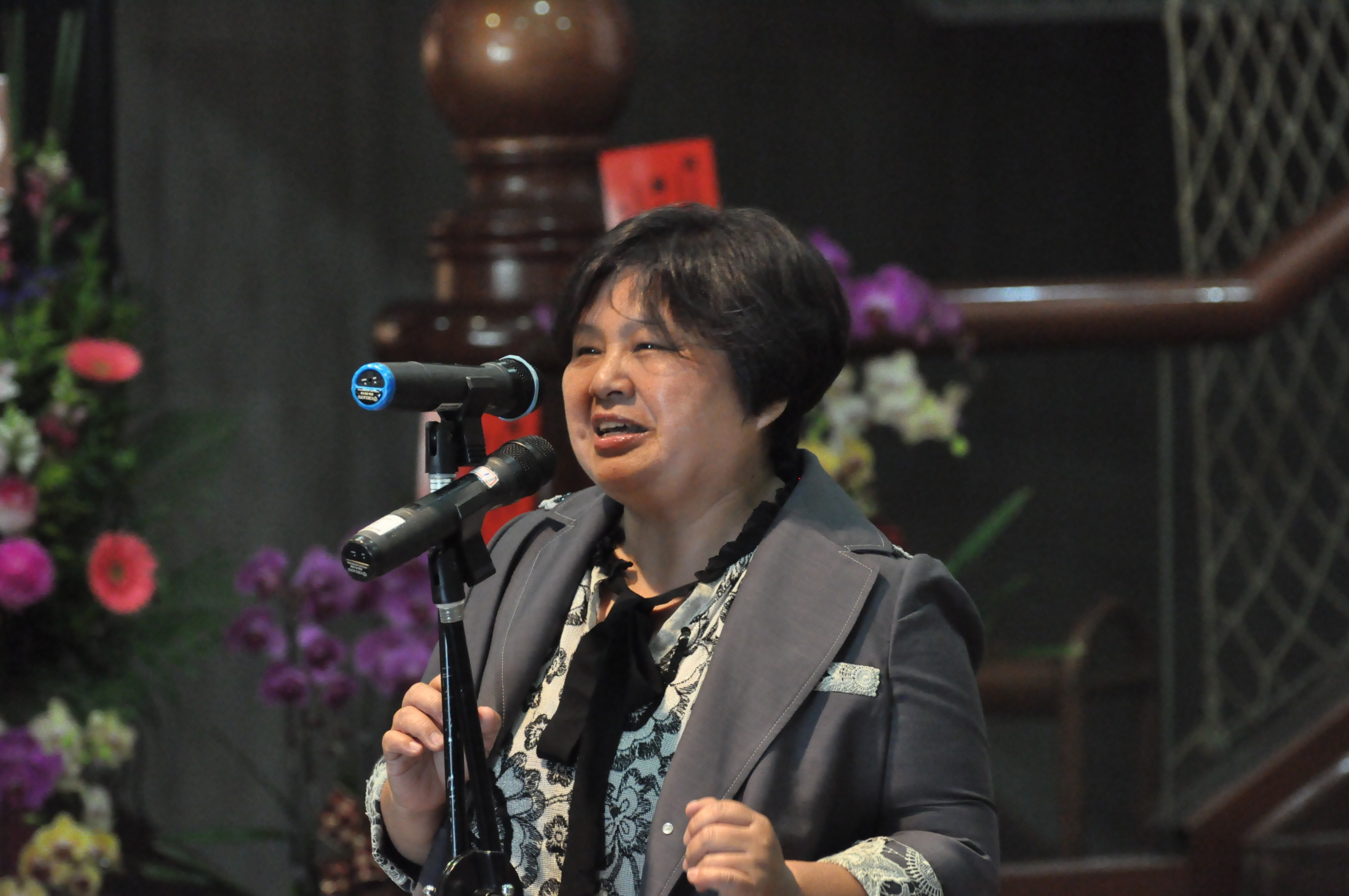 南投縣民俗文物學會蕭喜芬理事長致詞