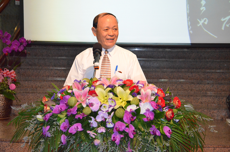 圖6：臺灣省政府教文及資料組廖登枝組長致詞