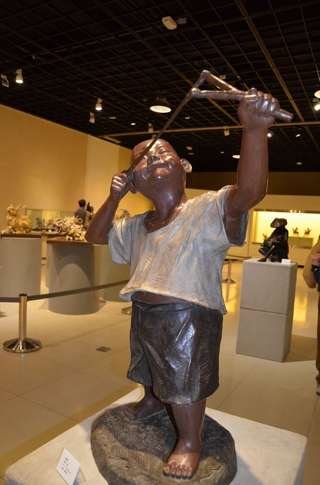 圖9：頑童 /  銅雕 /  蕭啟郎作品