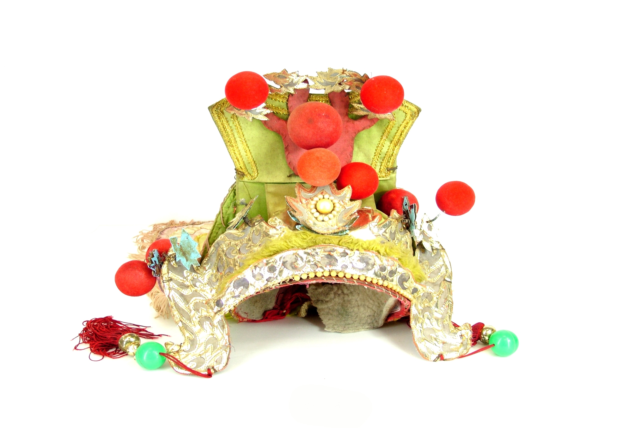 圖2：高蹺陣關公帽（館藏號20040011028）