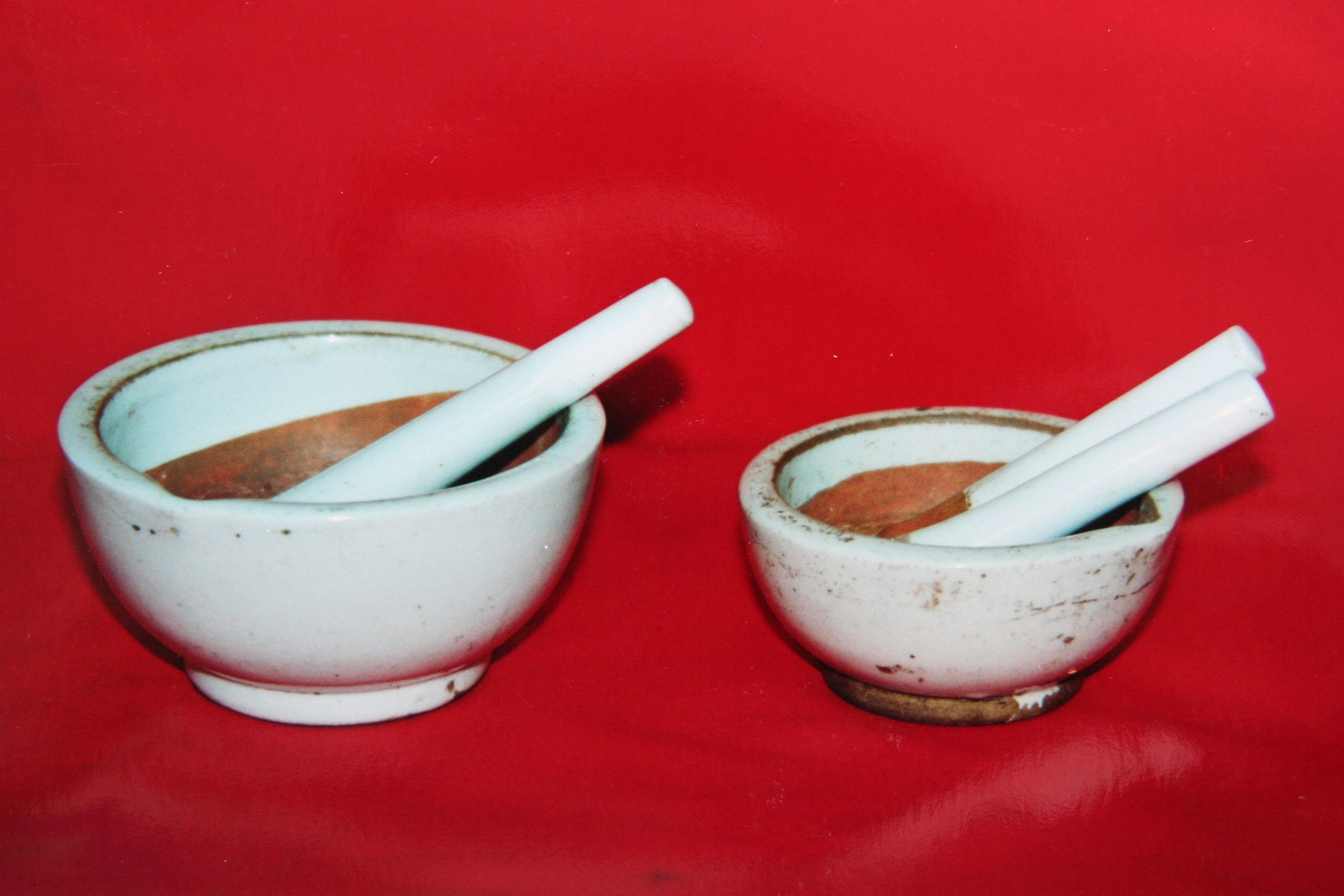 圖2：研缽