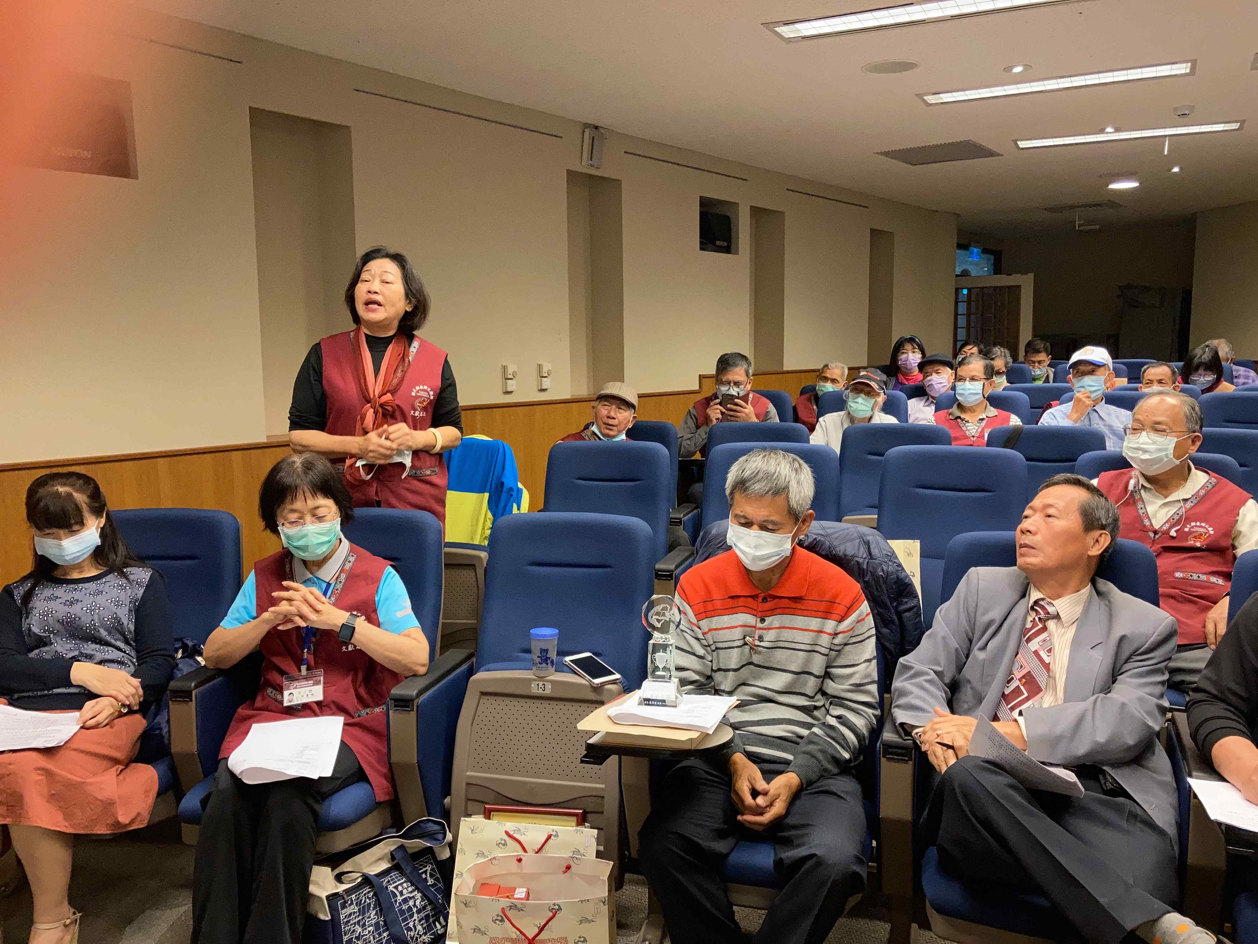 圖7：本館志工意見交流