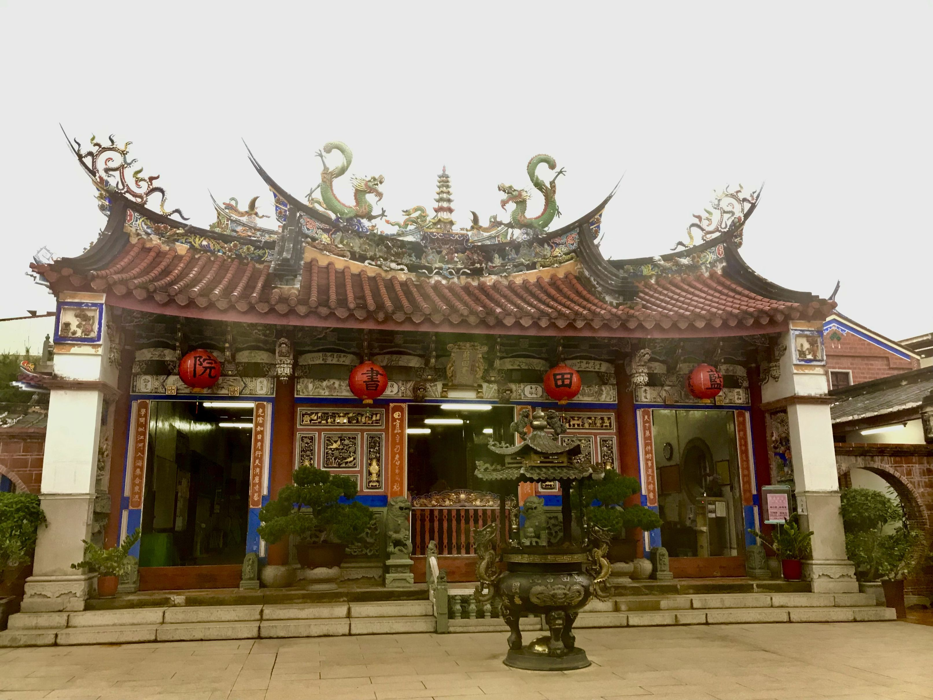 圖3：南投藍田書院前殿今貌（何孟侯 攝）