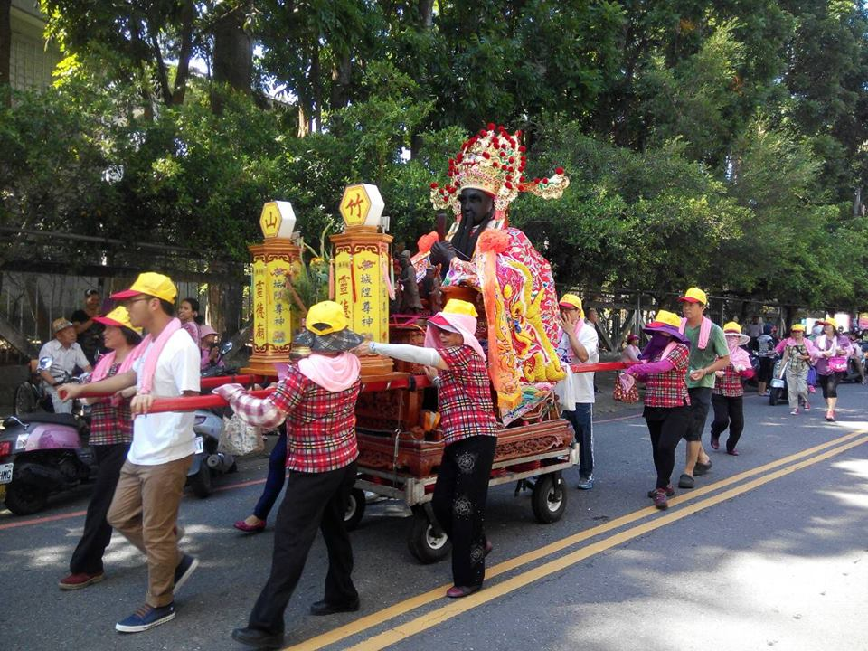 圖2：竹山靈德城隍廟遶境