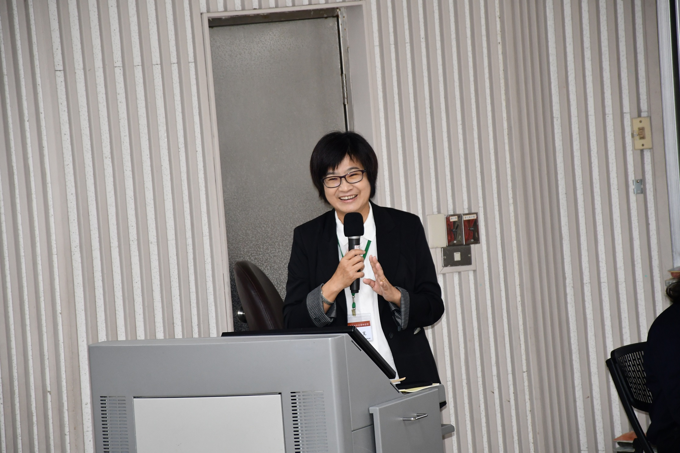 圖11：座談會與談人陳靜寬組長