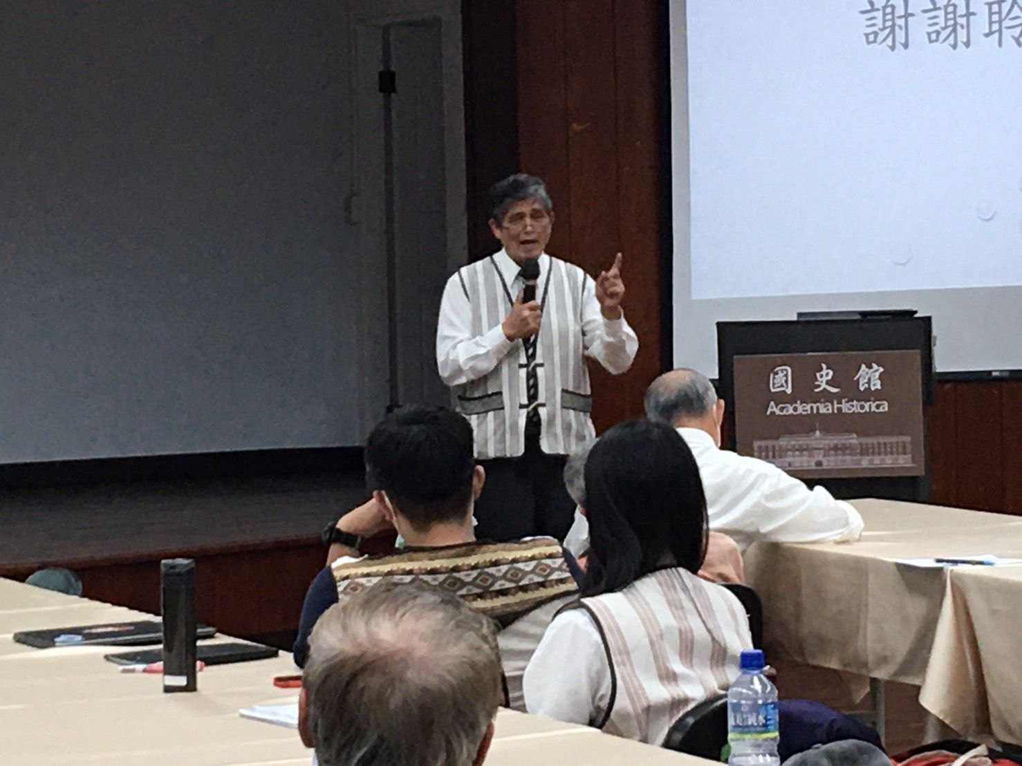 圖1：帖喇‧尤道委員演講