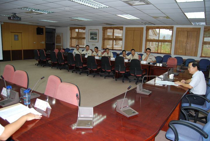 本館謝館長嘉梁講授台灣歷史與文獻課程