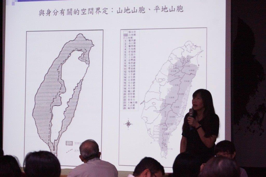 圖2：詹素娟教授演講照片