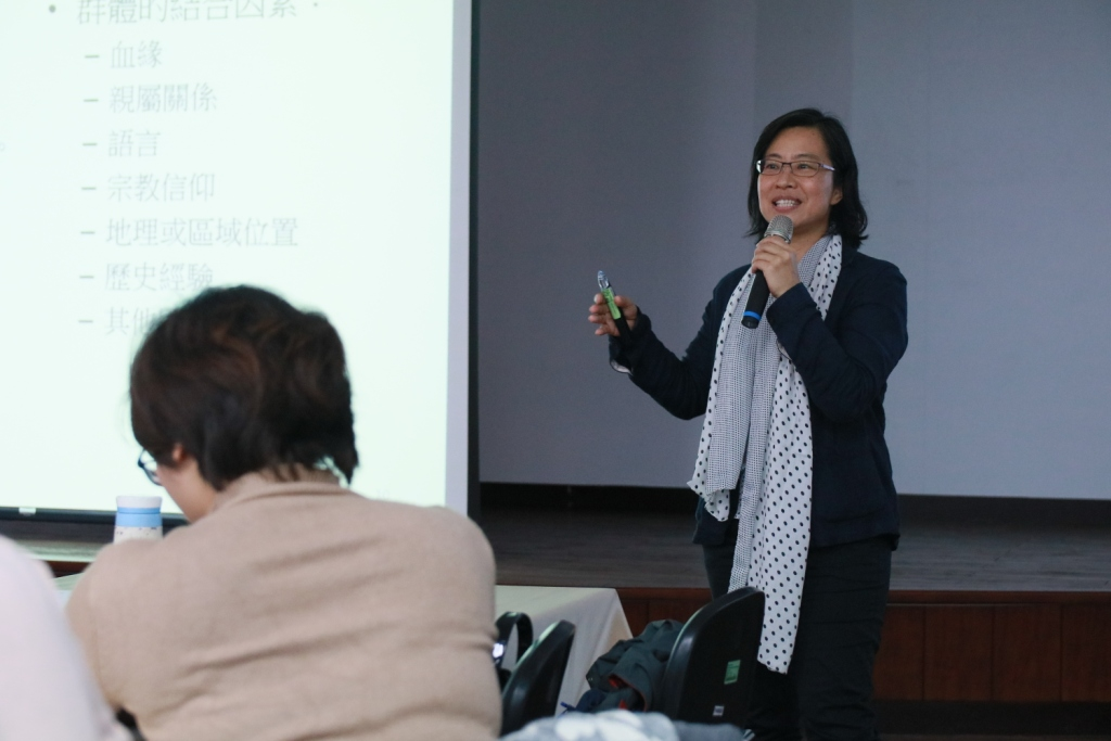 圖3：陳逸君教授演講