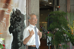 中研院台史所黃富三教授致詞