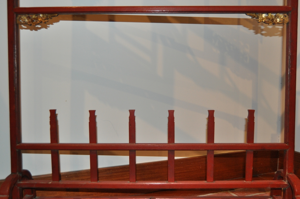 圖13：下端柱欄