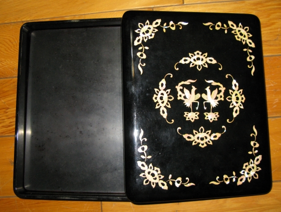 圖：螺鈿（摘自《臺灣民俗文物辭彙類編》）