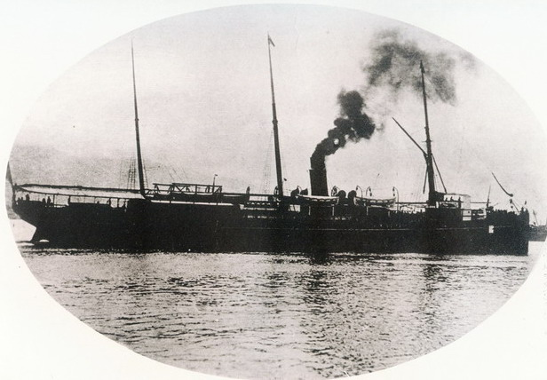 樺山資紀搭乘來臺之横濱丸號船/出自《西鄉都督と樺山總督》