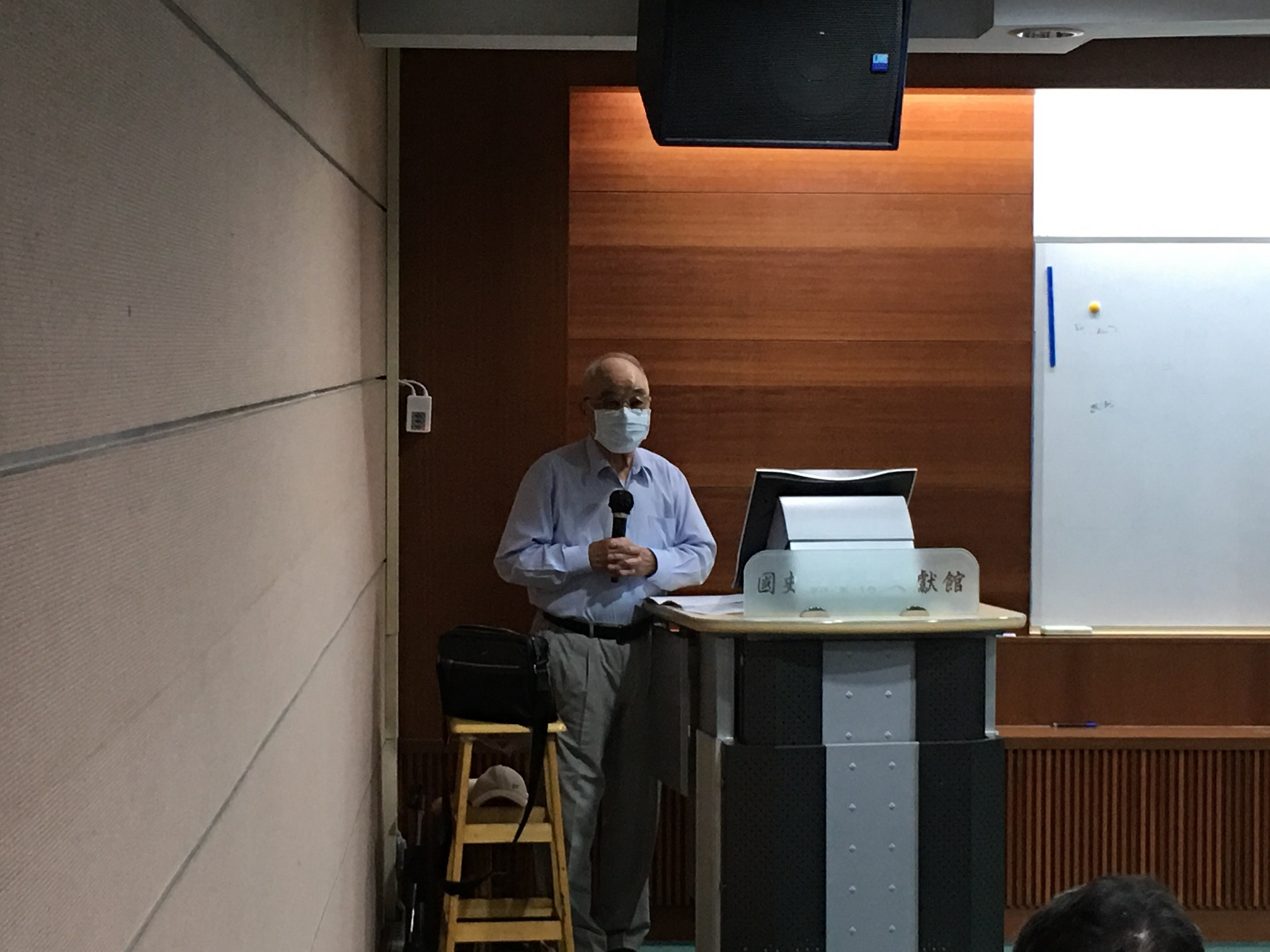 圖7：黃秀政老師演講