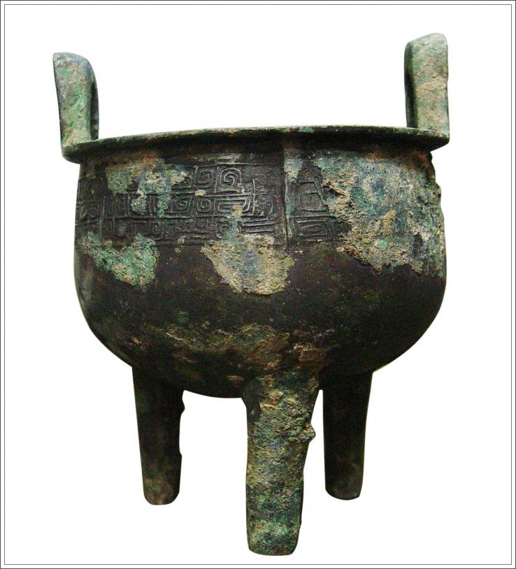 青銅器：獸面紋鼎（張平沼提供）