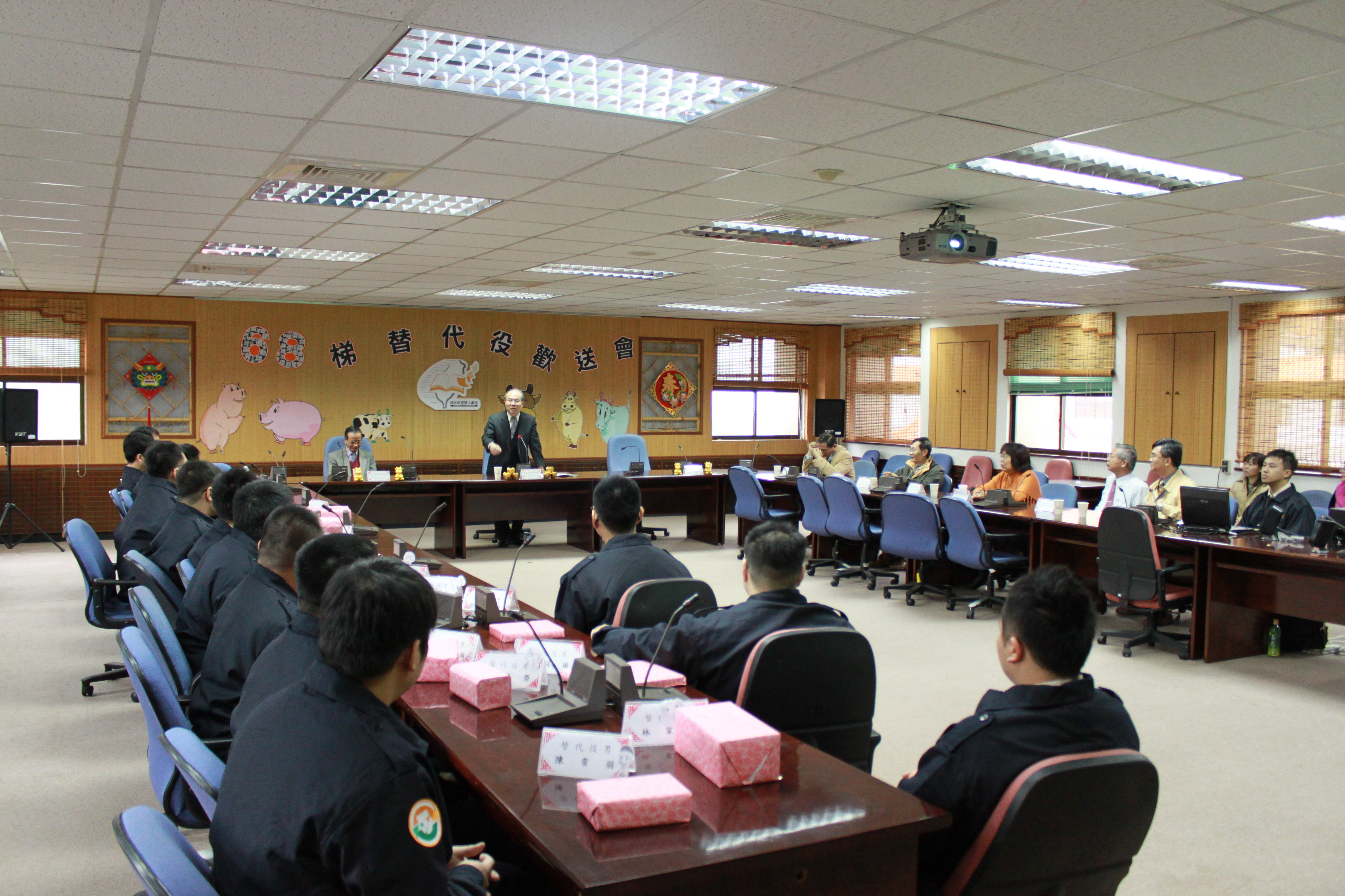 林館長金田致詞勉勵退役役男