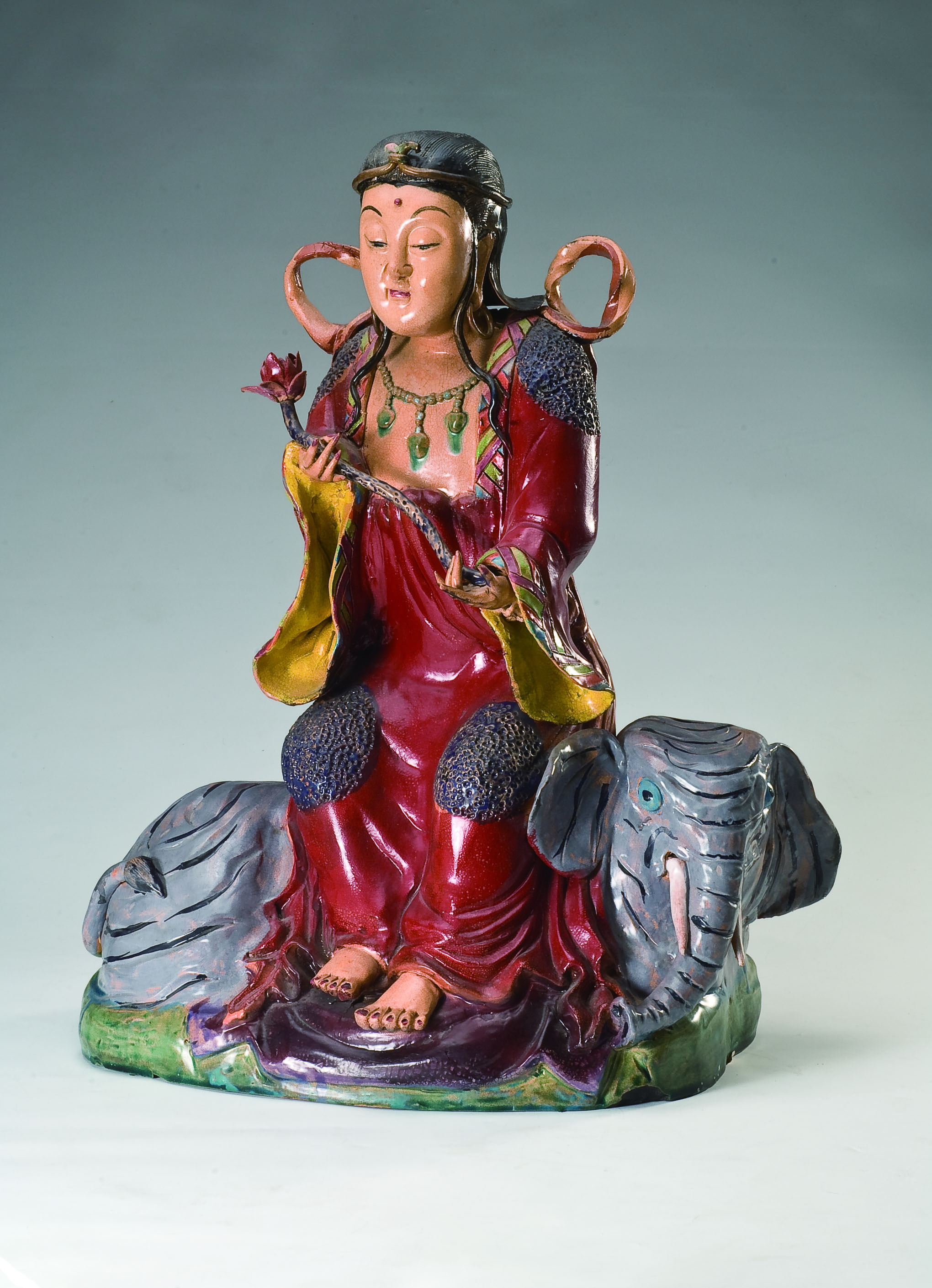 普賢菩薩　交趾陶（林瑞庭提供）