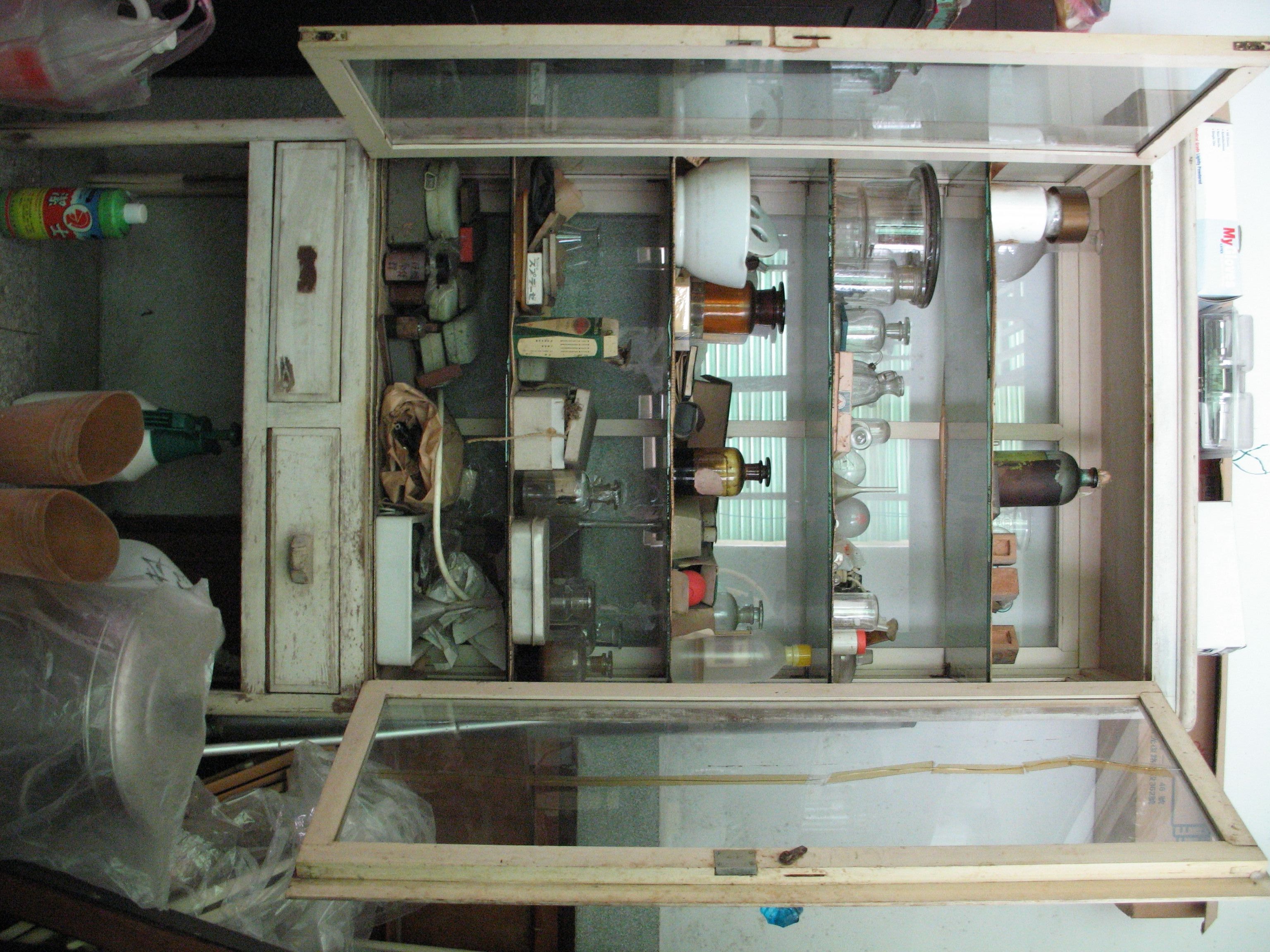 陳弘毅先生捐贈醫藥用品