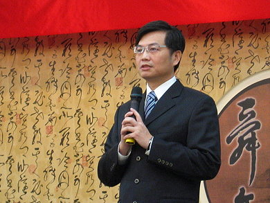 政治大學圖書館劉館長吉軒主持開幕致詞