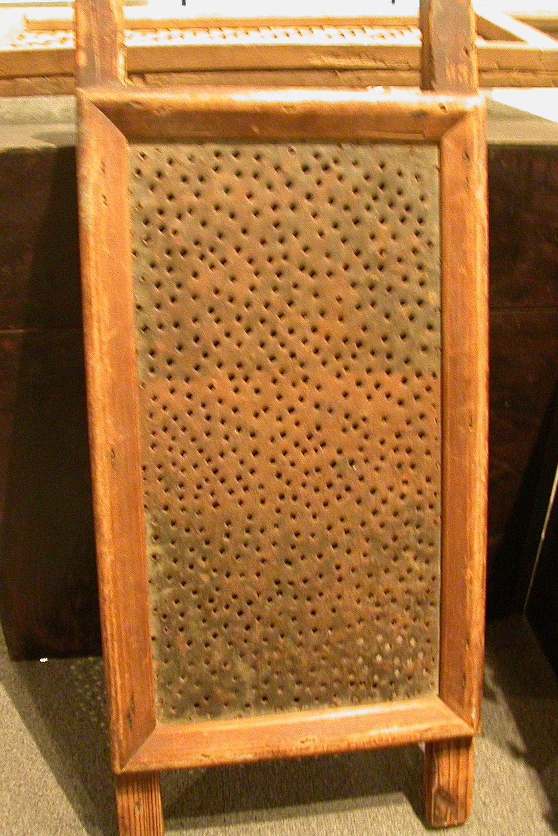 米苔目器（臺灣文獻館 臺灣先民智慧文物展 李駿濤拍攝）