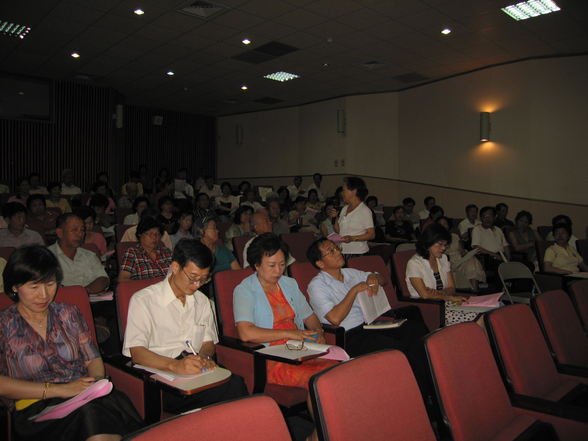 志工張秀琴老師對志工業務提出興革意見