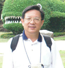 臧振華教授(取自中央研究院歷史語言研究所網頁)